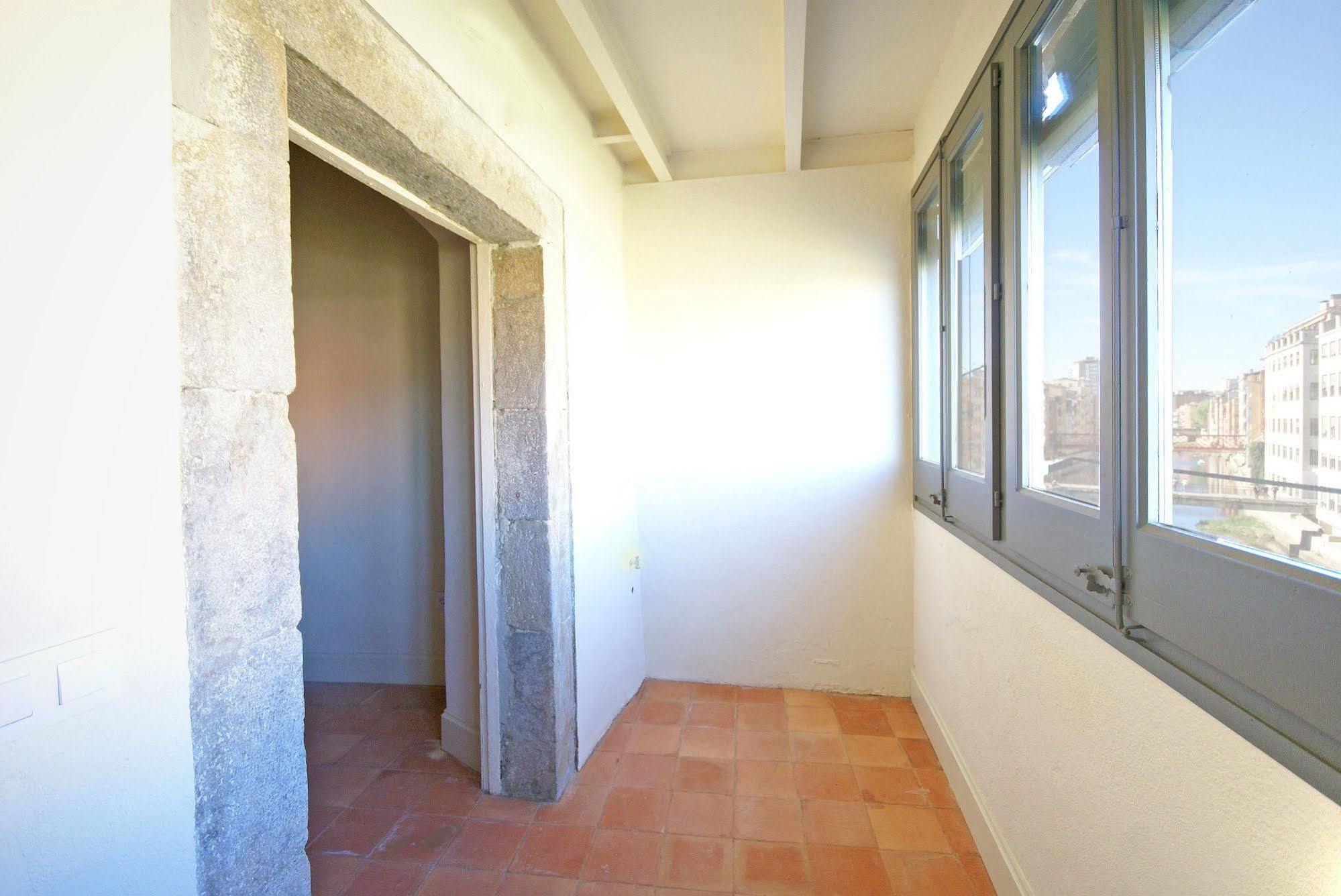 De L Onyar Gerona